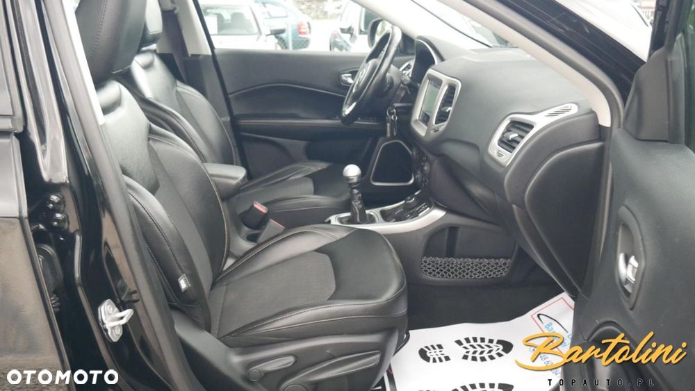 Jeep Compass - 21
