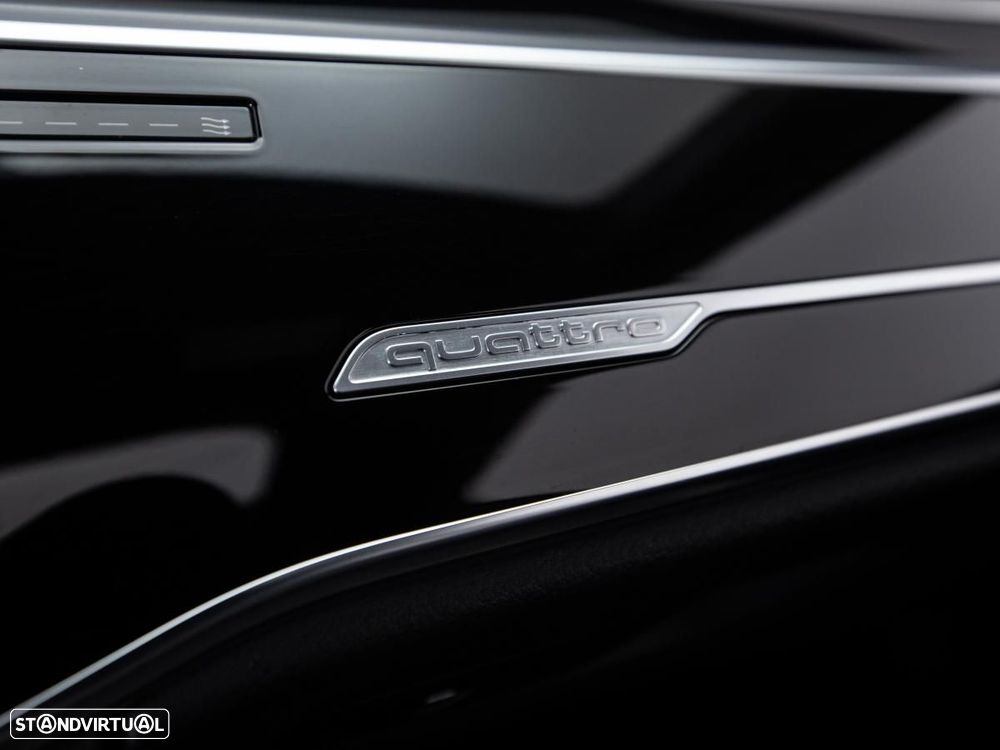 Audi S8 - 31