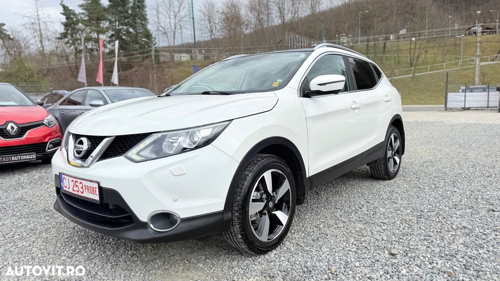 Nissan Qashqai 1.6 DIG-T N-Connecta - 24