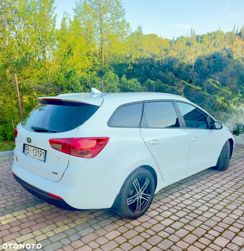 Kia Ceed - 3