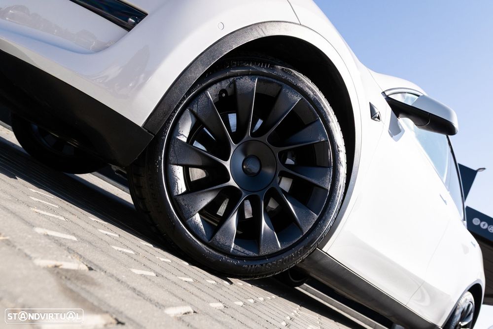 Tesla Model Y Long Range Tração Integral - 5
