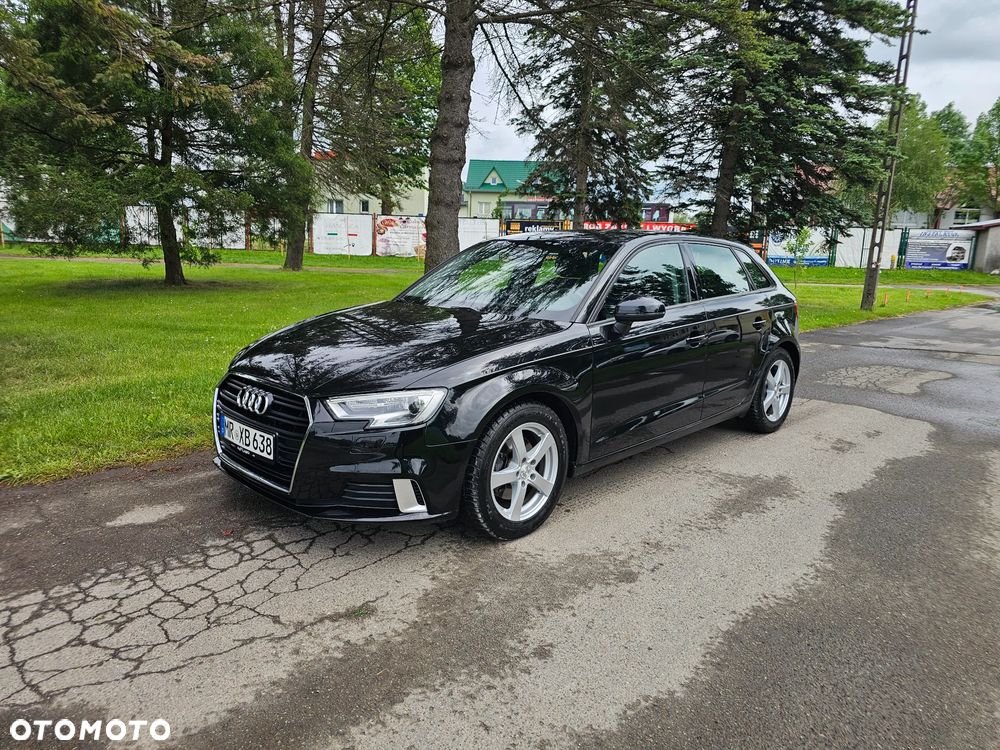 Audi A3 Sportback 2.0 TDI Ambiente - 1