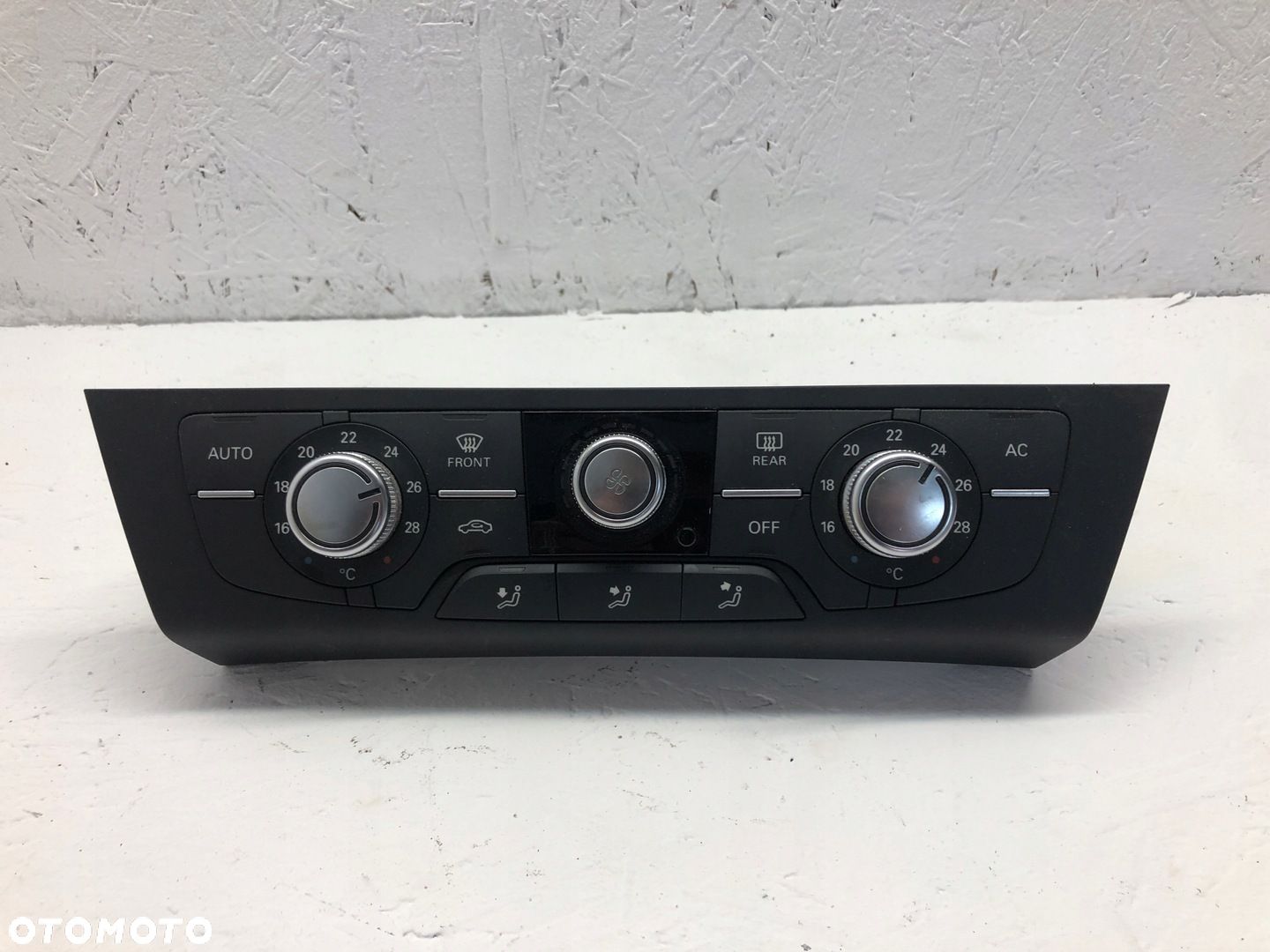 PANEL KLIMATYZACJI 4G0820043G AUDI A6 C7 - 1