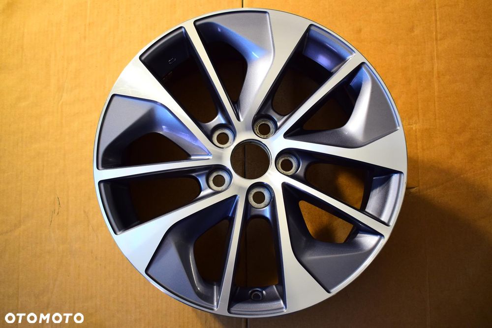 TOYOTA 17" Auris Avensis T27 T29 Oryginał! - 1