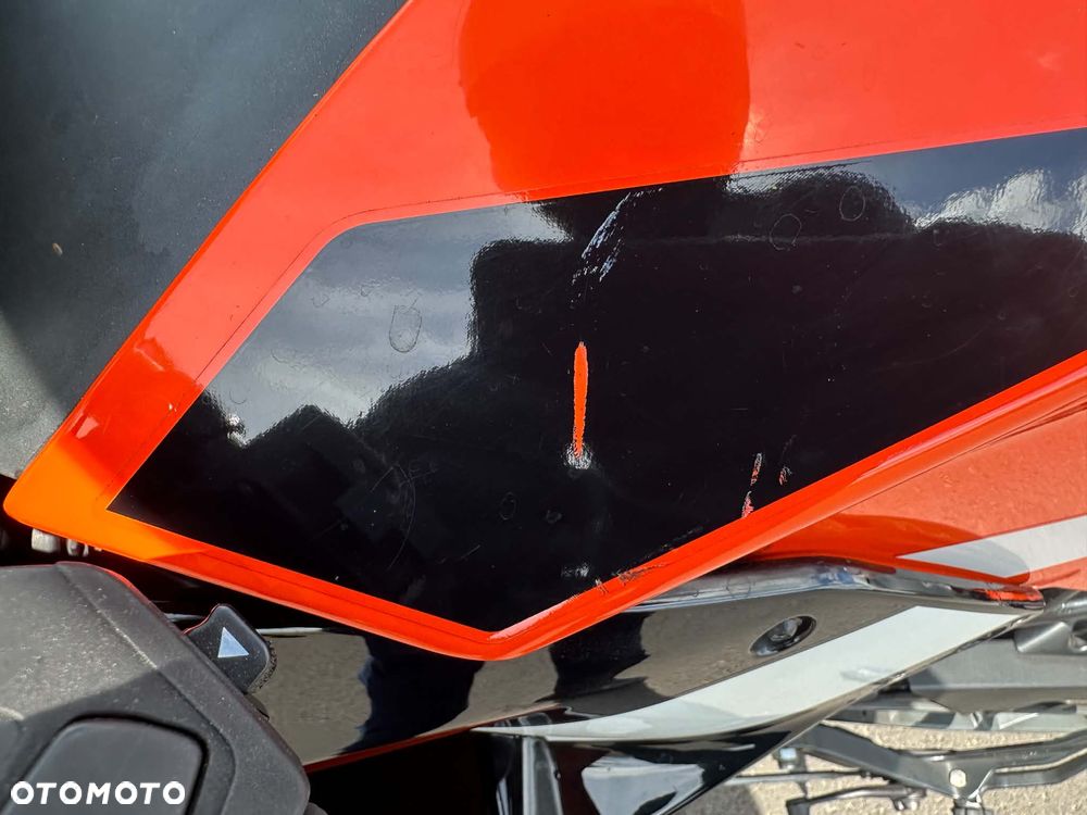 KTM RC 125 - 28