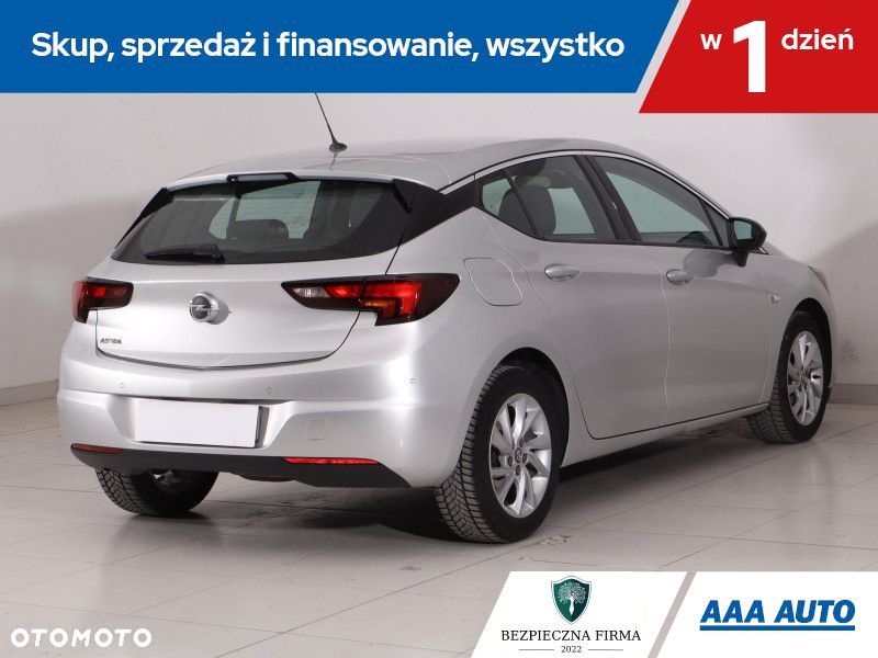 Opel Astra - 7