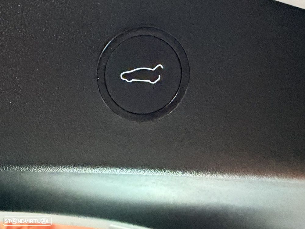Tesla Model 3 Tração Traseira Premium - 16