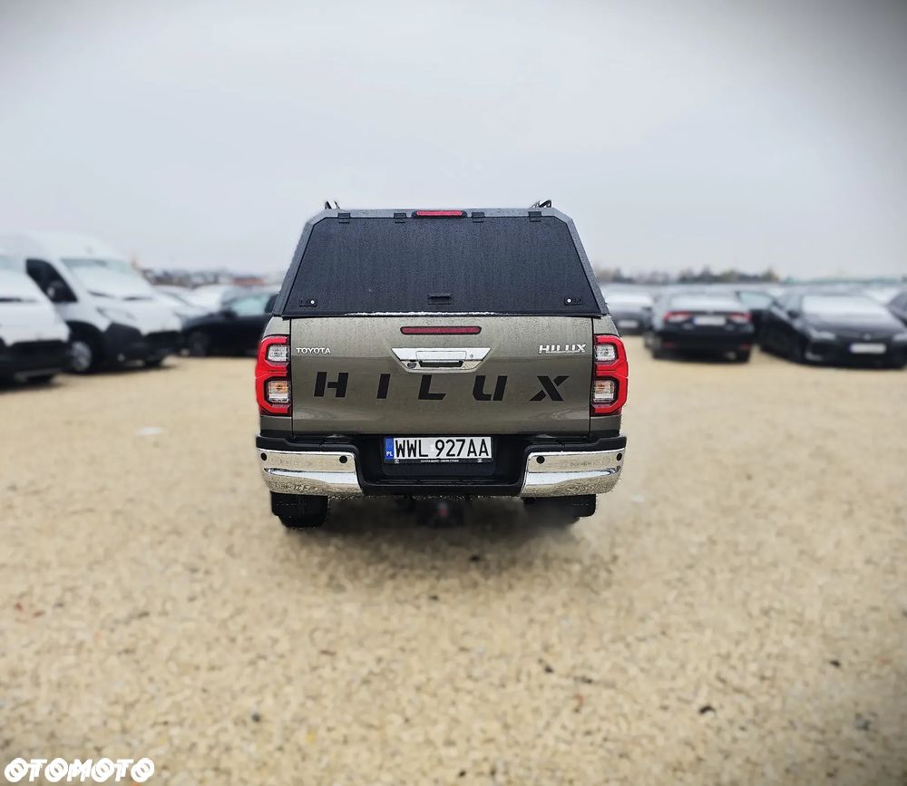 Toyota Hilux 2.8 D-4D Double Cab SR5+ 4x4 - 6