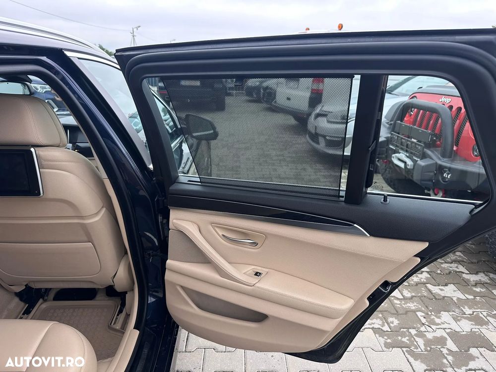 BMW Seria 5 525d xDrive Aut. Luxury Line - 24