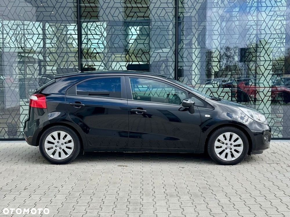 Kia Rio 1.4 M - 3