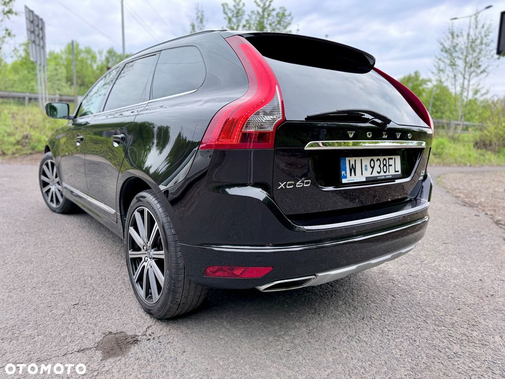 Volvo XC 60 D4 AWD Summum - 1