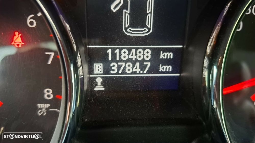 Nissan Qashqai 1.6 Tekna Premium 360 - 13