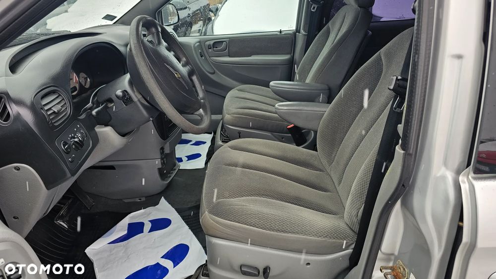 Chrysler Grand Voyager 2.8 CRD Executive LX S&G - 16