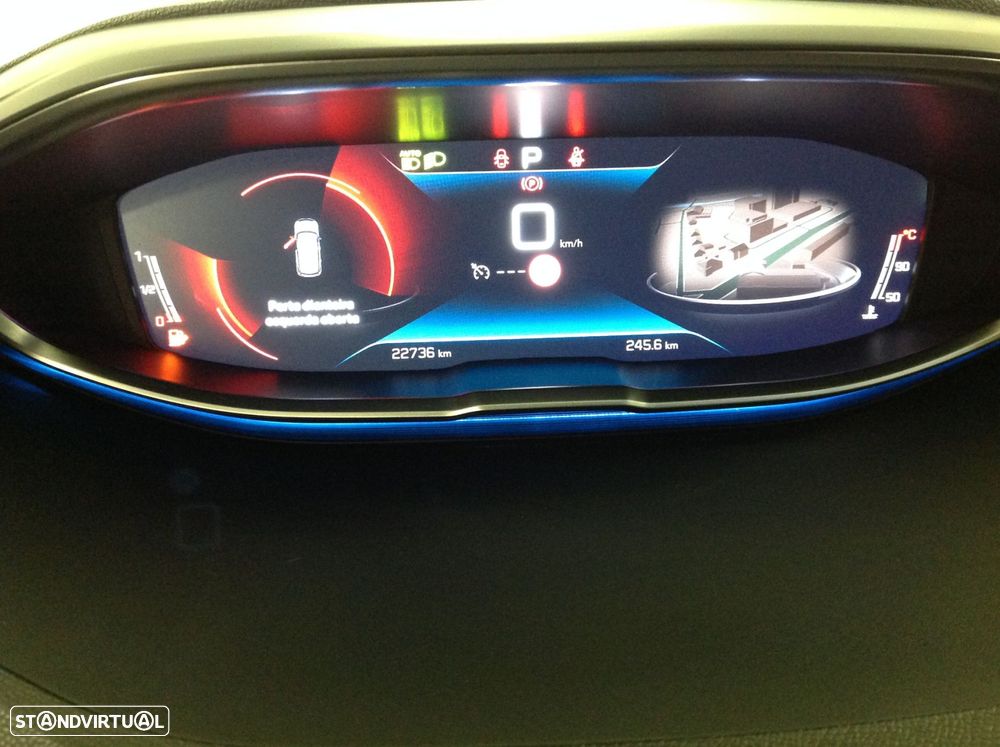 Peugeot 3008 1.5 BlueHDi Allure Pack EAT8 - 39