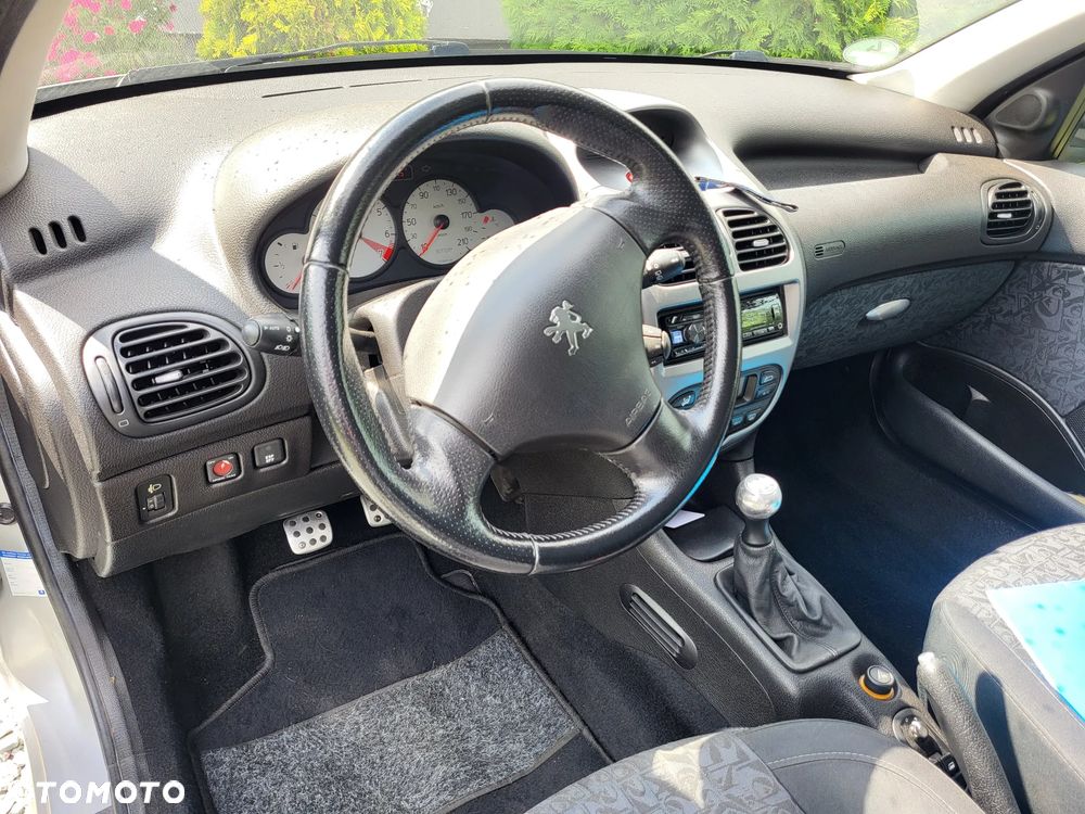 Peugeot 206 1.4 Trendy - 5