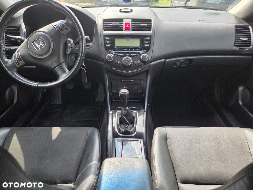 Honda Accord 2.0 i Comfort - 9