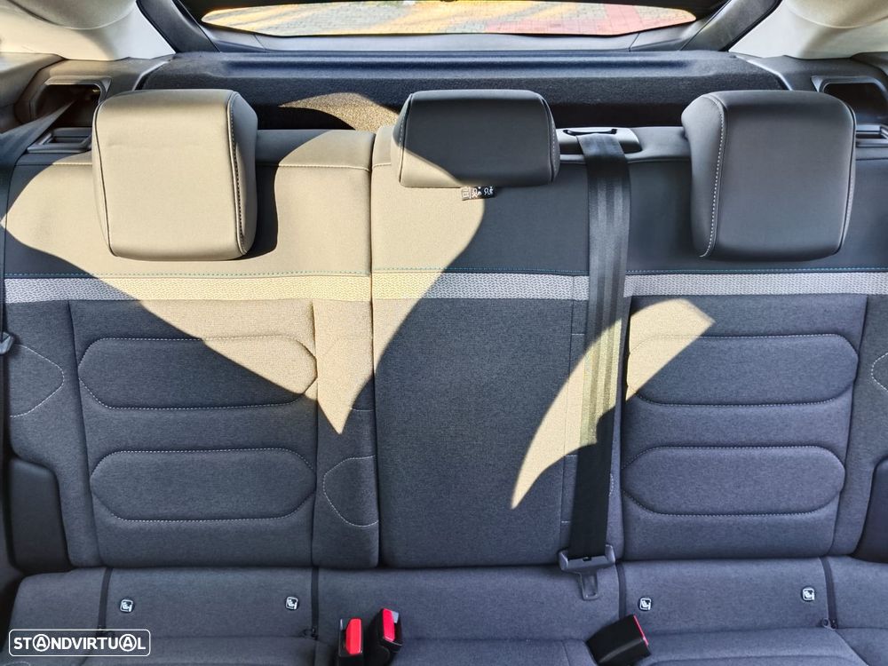 Citroën e-C4 136 YOU - 12