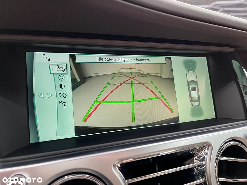 Rolls-Royce Wraith - 25