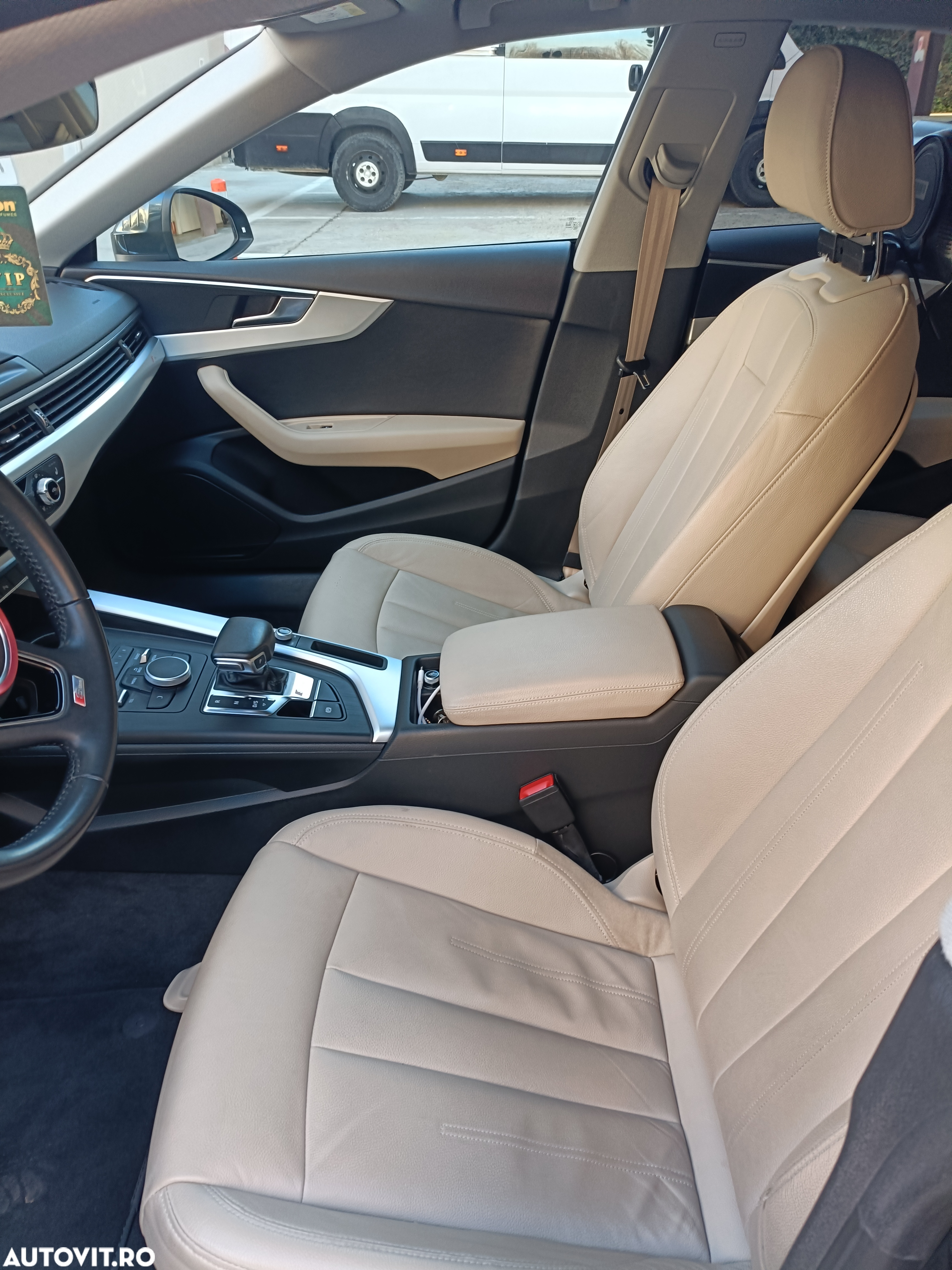 Audi A5 Sportback 40 g-tron S tronic S line - 11