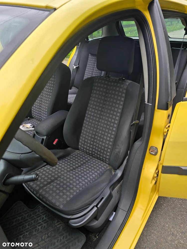 Renault Megane 1.9 dCi Alize - 22