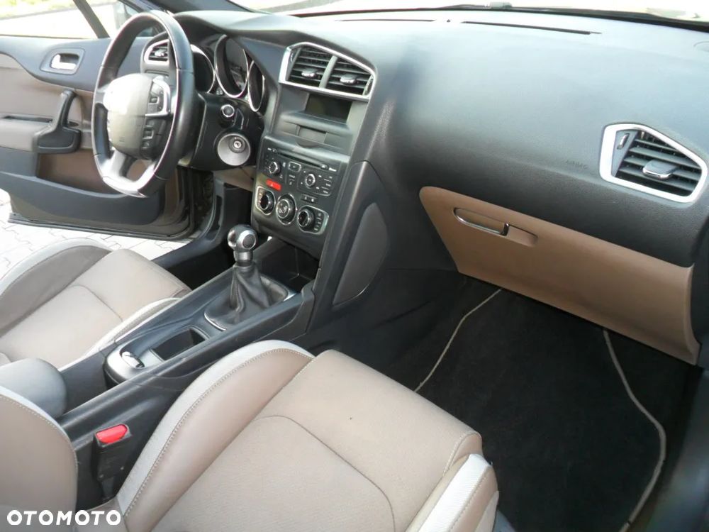 Citroën DS4 VTi 120 SoChic - 24
