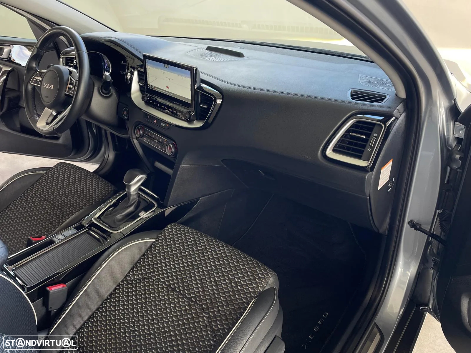 Kia XCeed 1.6 GDi PHEV First Edition - 38
