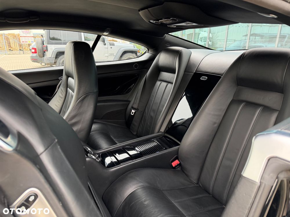Bentley Continental GT Standard - 22