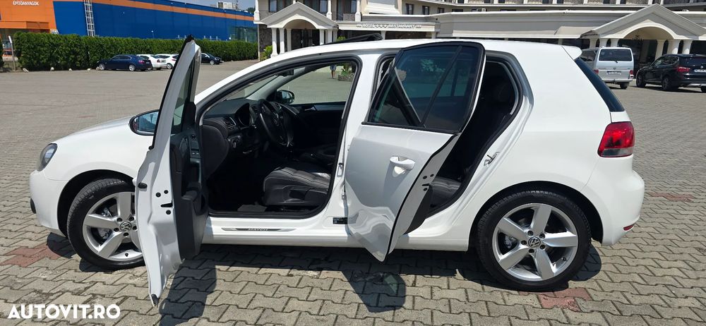 Volkswagen Golf 1.4 TSI MATCH - 3