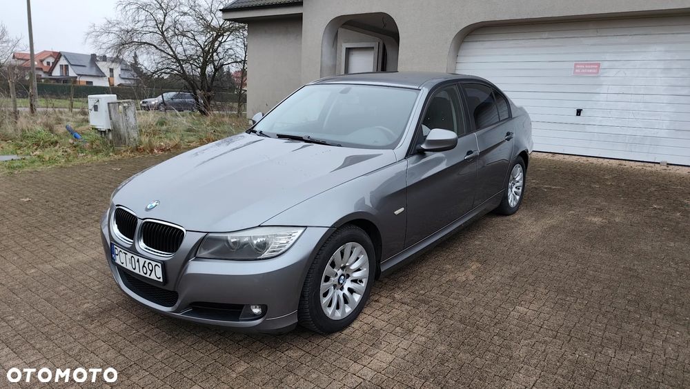 BMW Seria 3 318d DPF Edition Sport - 3