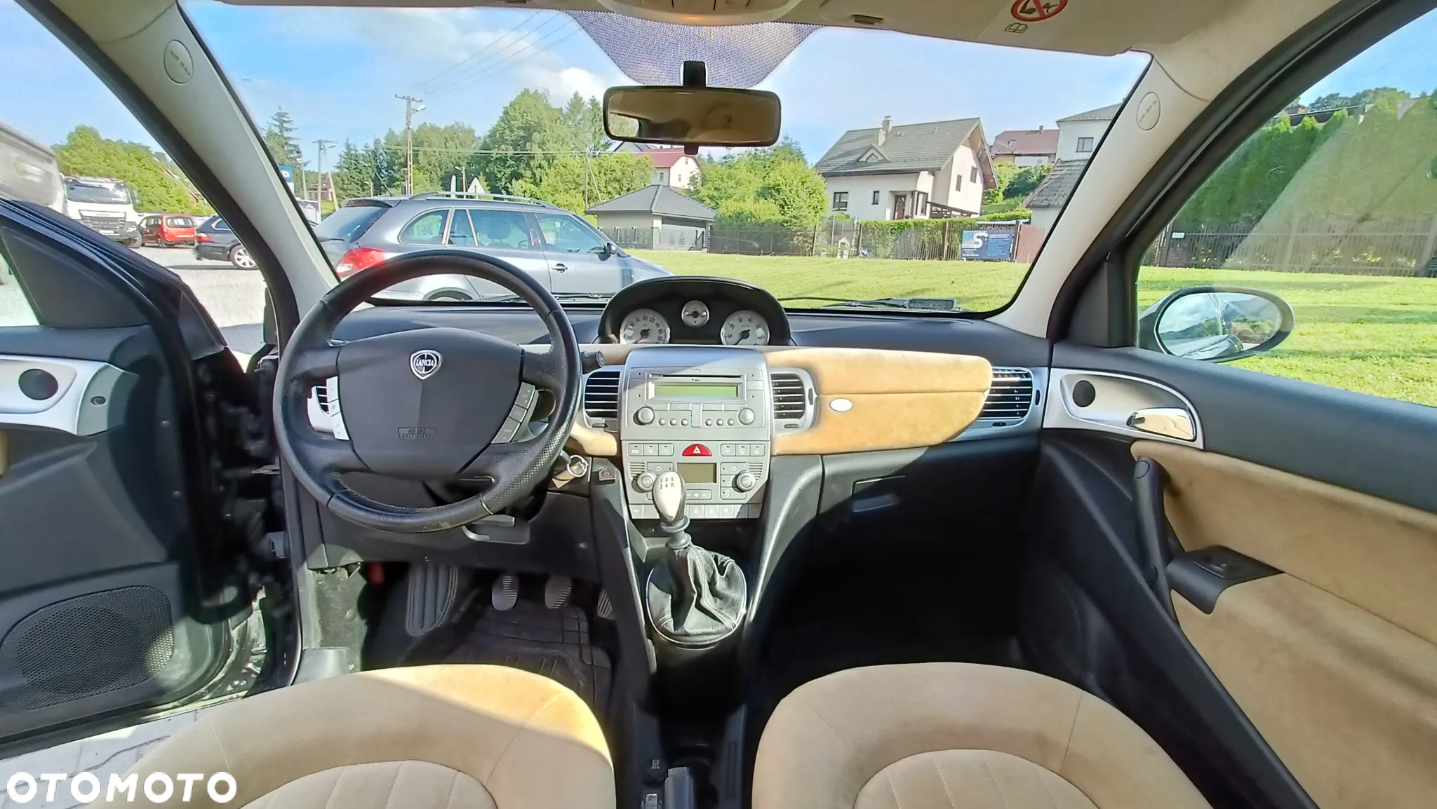 Lancia Ypsilon 1.4 8V Moda Milano (4 os.) - 15