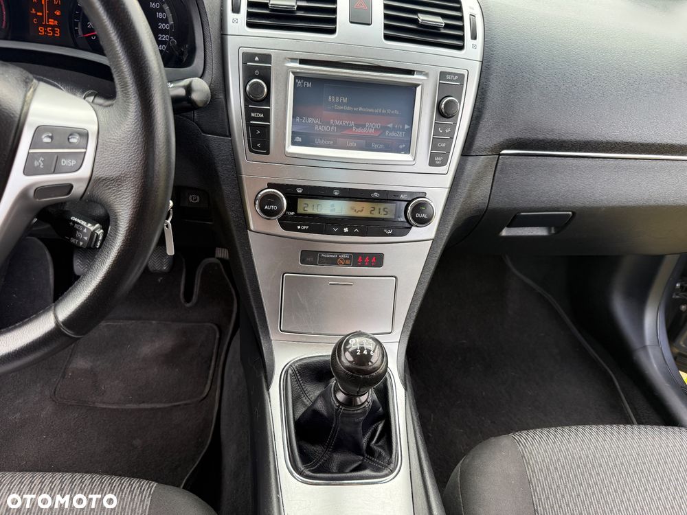 Toyota Avensis 2.0 D-4D Active - 32