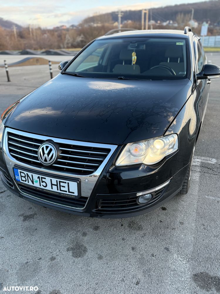 Volkswagen Passat - 1