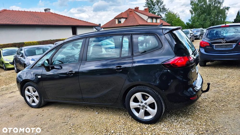 Opel Zafira 1.4 T Cosmo - 19