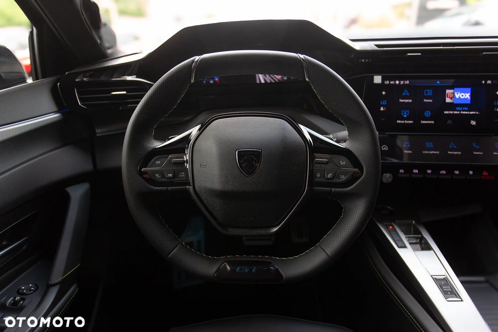 Peugeot 408 1.6 Plug-in Hybrid 240 GT Exclusive e-DCS7 - 18