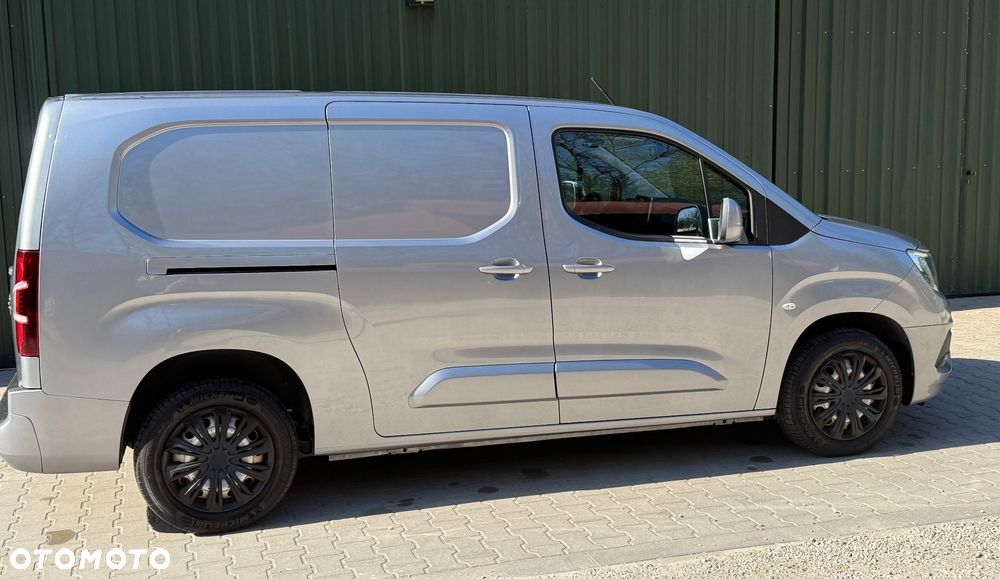 Opel COMBO - 3