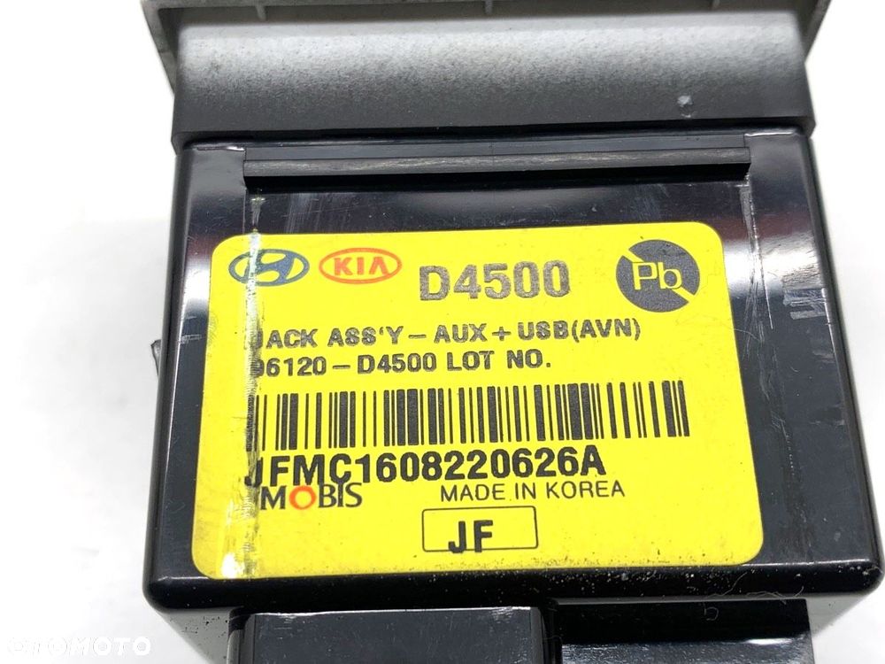 GNIAZDO USB  KIA OPTIMA (JF) 2015 - 2022 1.7 CRDi 104 kW [141 KM] olej napędowy 2015 - 2022 - 4