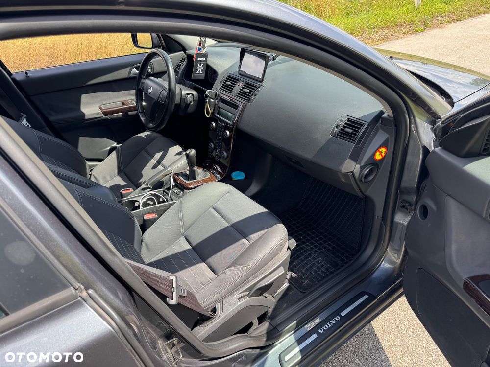 Volvo S40 2.4i - 5