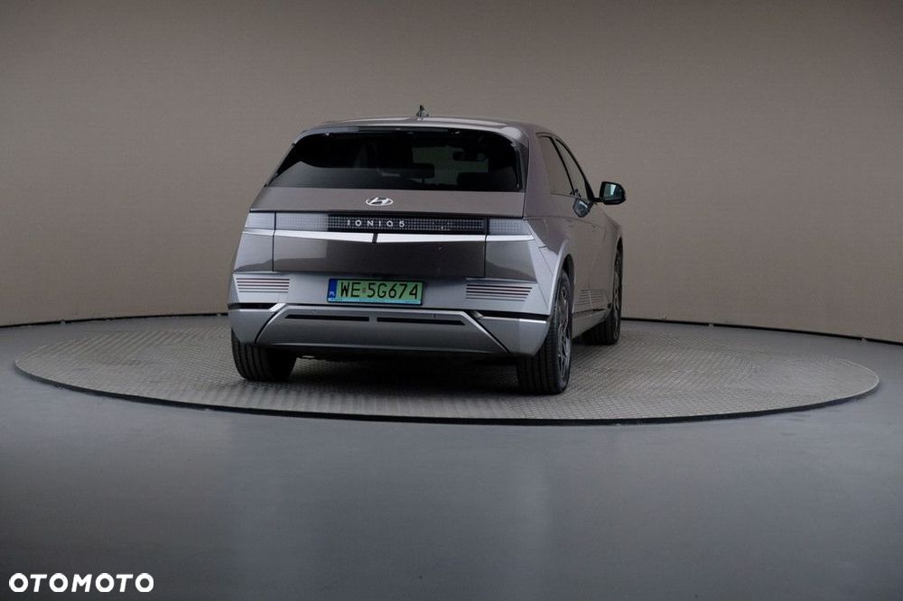 Hyundai IONIQ 5 - 5