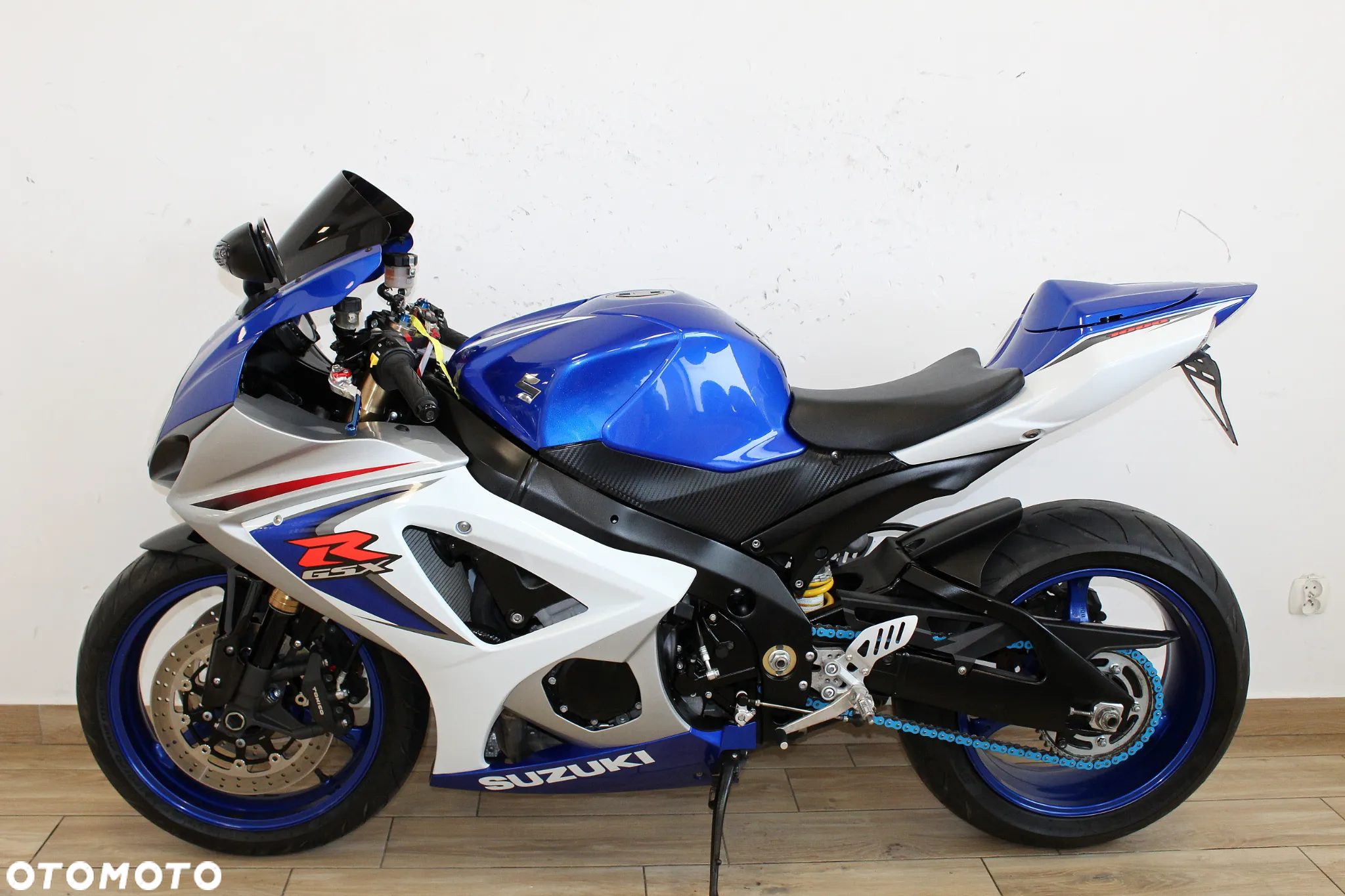 Suzuki GSX-R - 7