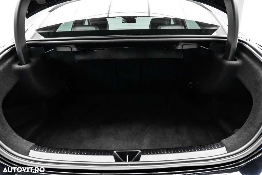 Mercedes-Benz A 220 d Sedan 8G-DCT Lim. AMG Line Advanced Plus - 27