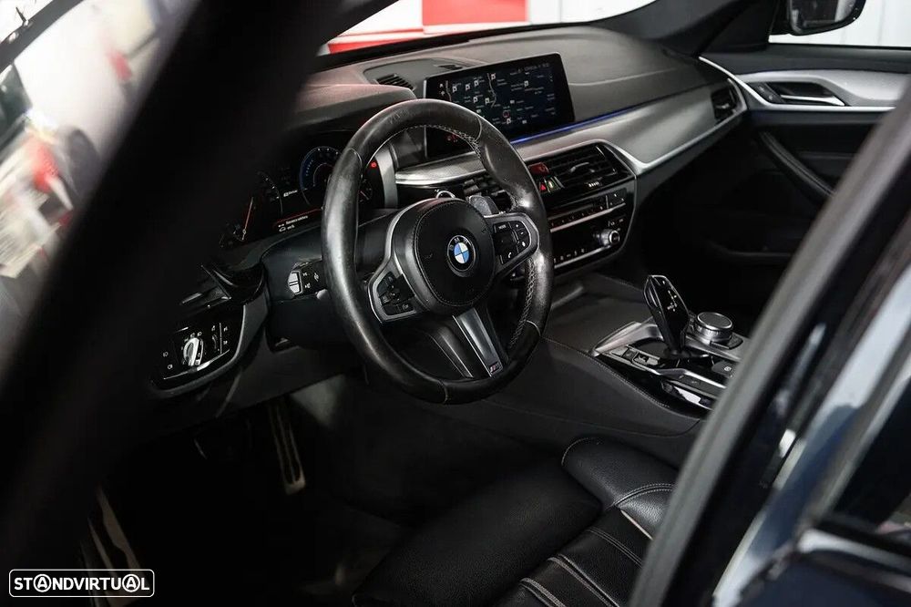 BMW 530 e iPerformance Pack M - 21