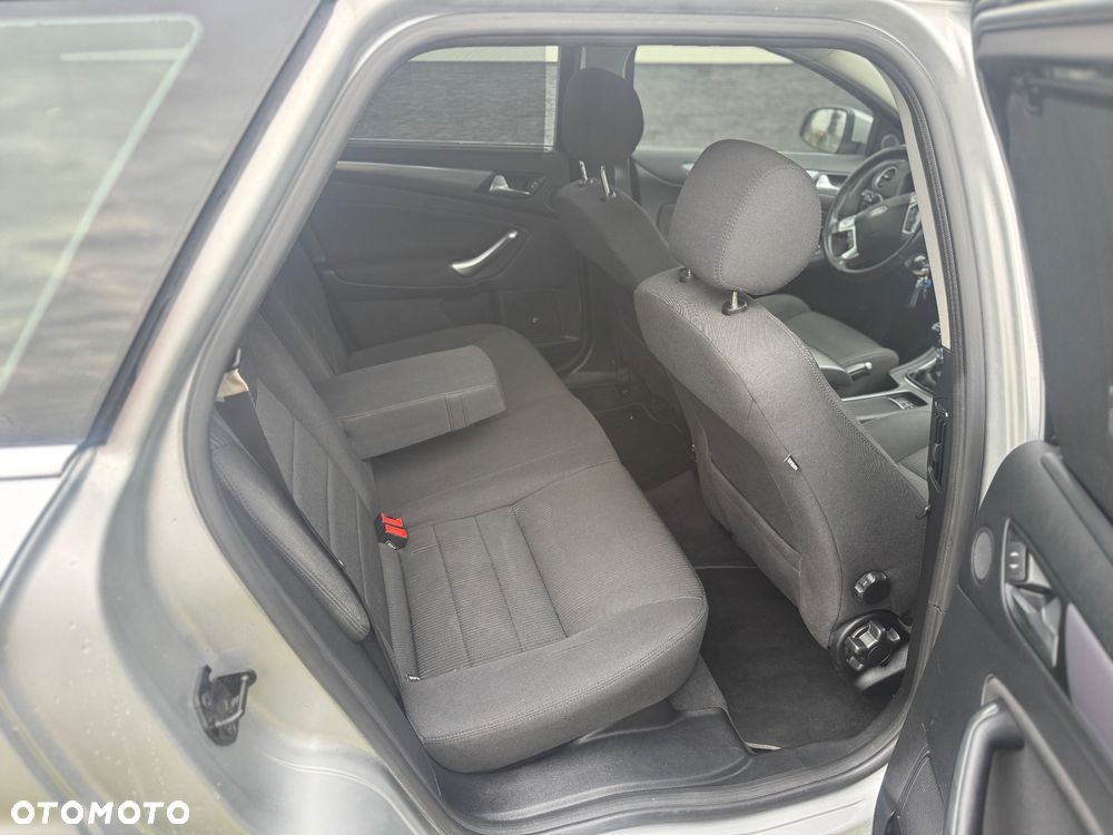 Ford Mondeo 2.2 TDCi Trend - 15