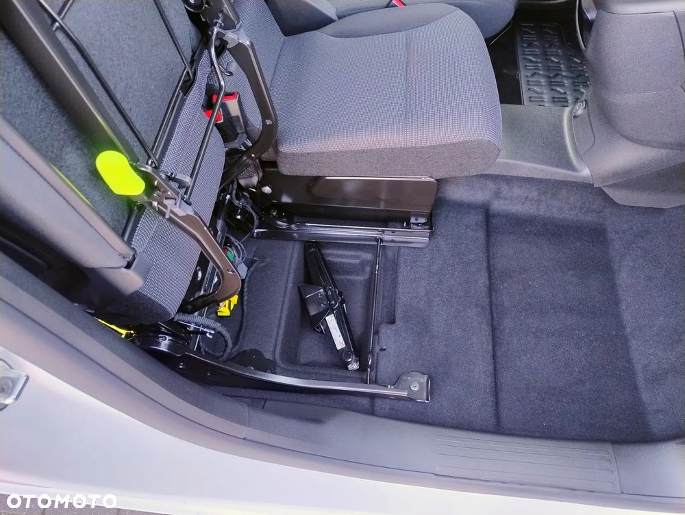 Peugeot Partner - 16