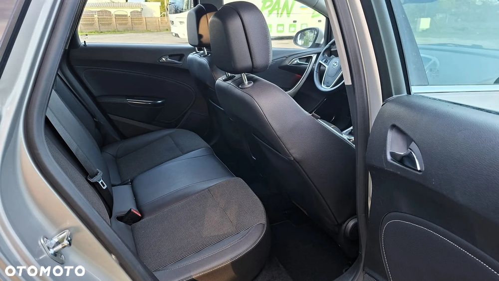 Opel Astra 1.6 Exklusiv - 7