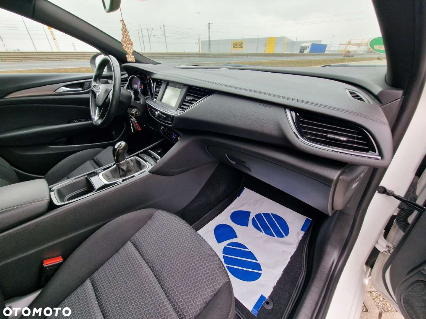 Opel Insignia - 28