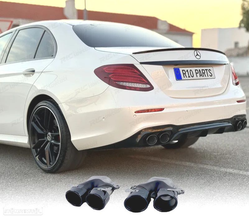 PONTEIRAS DE ESCAPE MERCEDES E W213 16- OLHAR E53 AMG PRETO - 1
