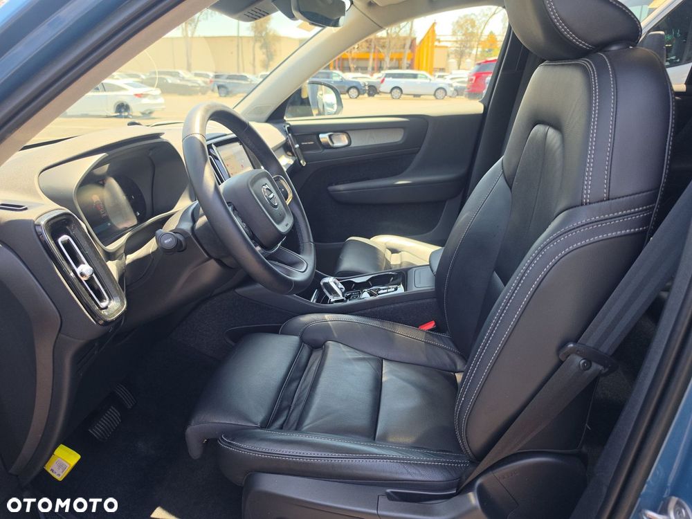 Volvo XC 40 B5 B AWD Ultimate Dark - 7