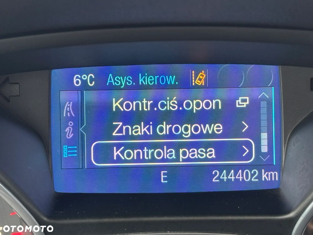 Ford Kuga 2.0 TDCi 4x4 Titanium - 24