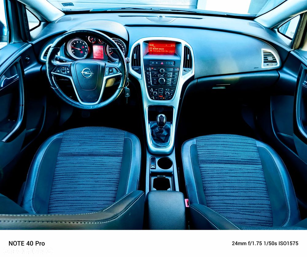 Opel Astra - 10