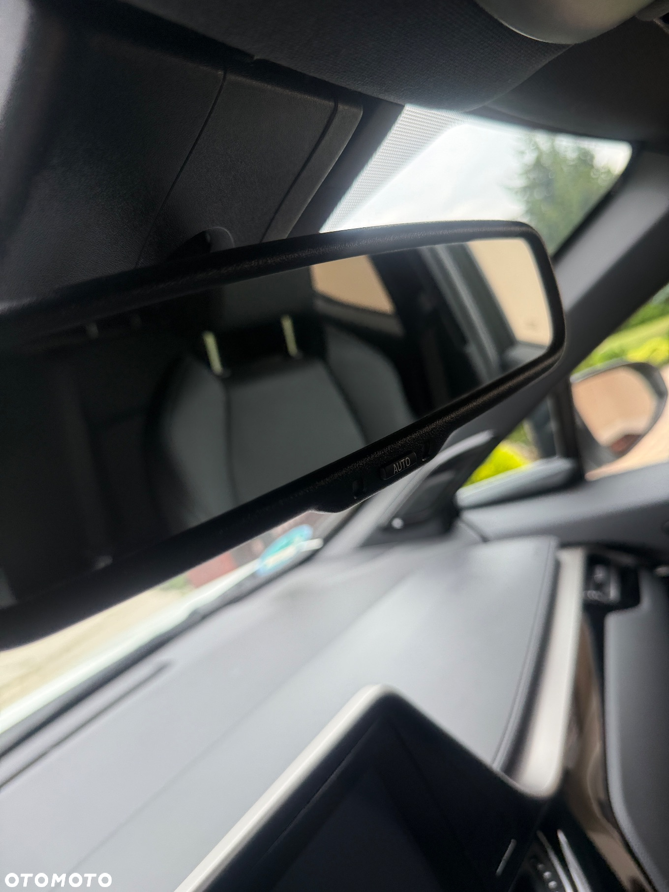 Toyota C-HR Hybrid Style Selection - 26